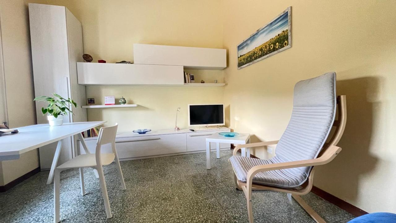 Tra Gli Olivi Apartment ลุคคา ภายนอก รูปภาพ